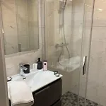 «la Source De Valaura » De L'eau A L'or Apartment